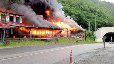 Trabzon'da düğün salonunda yangın