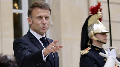 Eski AB Brexit Başmüzakerecisi: Macron, ülkesini Frexit eşiğine getirdi