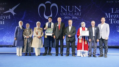 Cumhurbaşkanı Erdoğan, torununun mezuniyet törenine katıldı