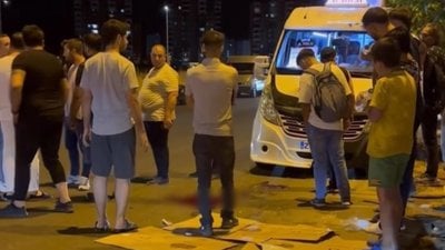 Diyarbakır’da şehir içi minibüsü yayalara çarptı: 1 ölü, 1 ağır yaralı