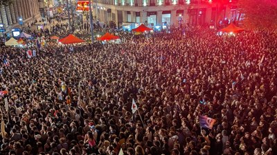 Fransa'da seçim sonrası aşırı sağ karşıtı gösteri