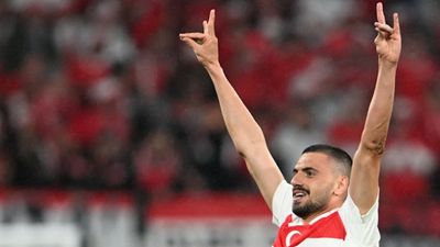 Alman Bild'in iddiası: UEFA, Merih Demiral'a 2 maç ceza verdi