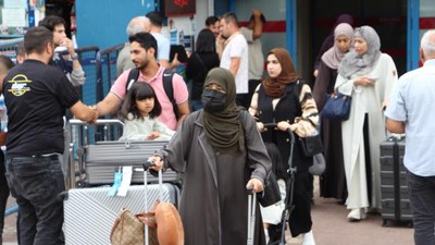 Trabzon Havalimanı'nda turizm yoğunluğu: Arap turistler gelmeye devam ediyor