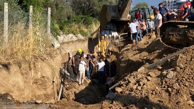 Aydın'da kanal çalışmasında göçük