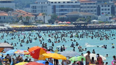 Çeşme turizmcileri isyanda: Biz de fırsatçılarla mücadele ediyoruz