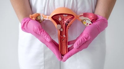 Antalya'da genç kadına, karın zarından vajina yapıldı