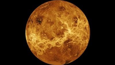 Venüs atmosferindeki bulutlarda yaşam belirtisi olabilecek elementler keşfedildi