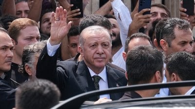 Cumhurbaşkanı Erdoğan cuma namazını Taksim Camii'nde kıldı