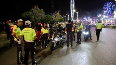 Adana'da kurallara uymayan 347 motosiklet sürücüsüne ceza kesildi