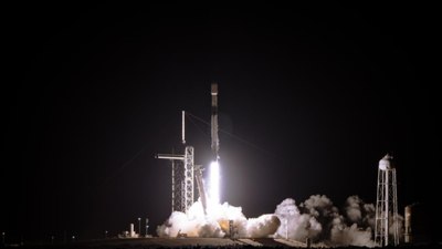 SpaceX, 23 Starlink uydusunu daha yörüngeye gönderdi