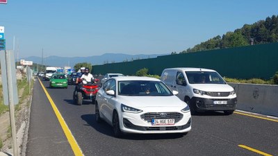 Bolu Dağı Tüneli'nin İstanbul yönü kapatıldı, araç kuyrukları uzadı