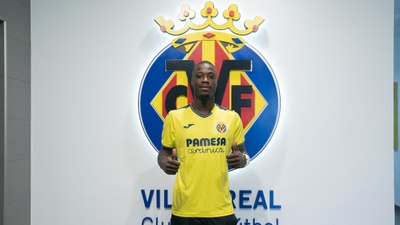 Trabzonspor'dan ayrılan Nicolas Pepe, Villarreal'e imza attı