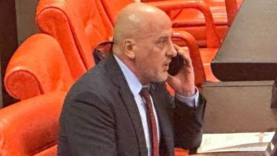 TBMM'deki kavganın ardından Ahmet Şık'ın son hali