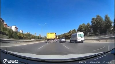 İstanbul'da trafikte yol verme tartışması