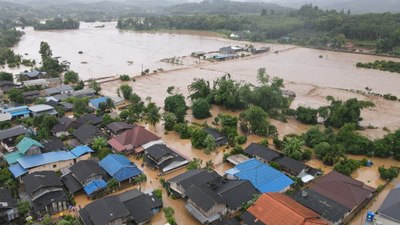 Tayland'da sel felaketi: 5 ölü