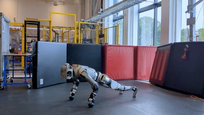 Boston Dynamics'in robotu Atlas, şınav çekme yeteneğine kavuştu