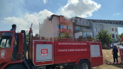 Balıkesir'de korkutan yangın