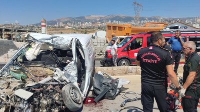 Kahramanmaraş'ta kamyonetle çarpışan aracın sürücüsü öldü