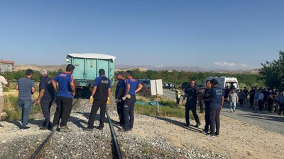 Malatya'da yük treni faciaya neden oldu: 3 ölü