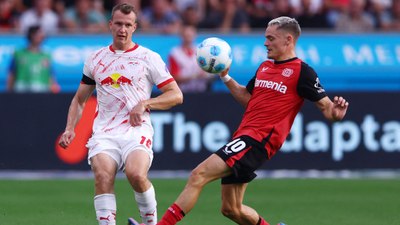 Leverkusen, evinde 2-0'dan kaybetti