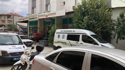 Denizli'de bir aparttan gelen kötü kokunun ardından bir kişi ölü bulundu