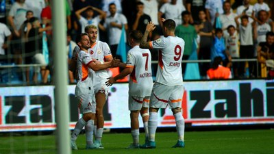 Adana Demirspor maçında sahnede! Dries Mertens, ilk golünü kaydetti