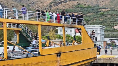 Fazla yolcu alan Ro-Ro gemisi, Marmara Adası'nda bekletildi