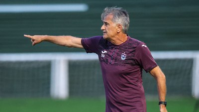 Trabzonspor'un yeni hocası Şenol Güneş sahaya indi