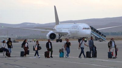 Zorunlu iniş yapan Hindistan uçağının yolcuları Erzurum'dan ayrıldı