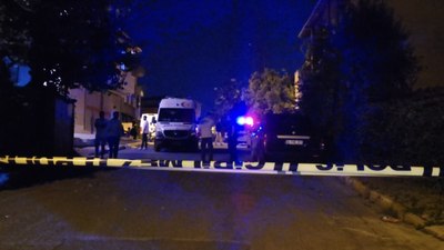 İstanbul'da iş yeri sahipleri silahlı kavgaya tutuştu: 2 ölü