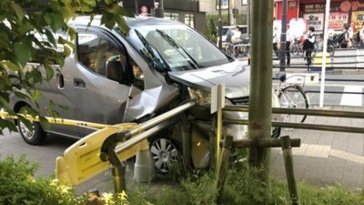 Japonya’da minibüs yayaların arasına daldı: 1 ölü, 1 yaralı