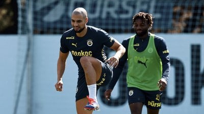 Sofyan Amrabat, Fenerbahçe'de ilk idmanına çıktı