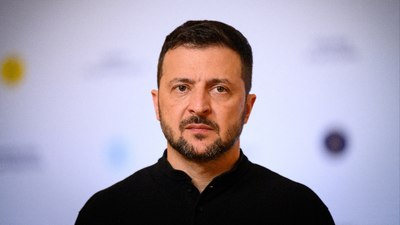 Zelenskiy: Rusya'yı barışa zorlamak için uzun menzilli silahları kullanmalıyız