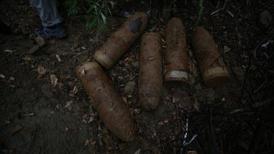 Çanakkale'de savaştan kalma 109 yıllık patlamamış 18 top mermisi bulundu