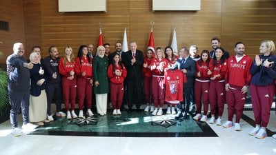 Türkiye Milli Paralimpik Takımı sporcularını kabul etti