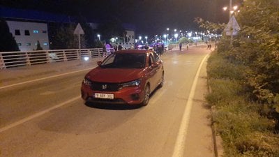 Karabük'te yolun karşısına geçmeye çalışırken otomobilin çarptığı çocuk yaralandı