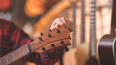 Anayasa Mahkemesi'nin hükümlüye gitar verilmemesi kararı Resmi Gazete'de