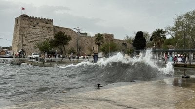 Meteorolojiden sağanak uyarısı: 3 kent sarıya boyandı