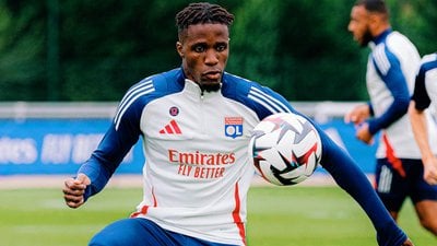 Wilfried Zaha'nın pişmanlığı: Lyon'da villa değil daire verdiler