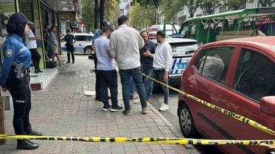 İstanbul'da arkadaşını öldürüp cesedinin fotoğrafını çekti