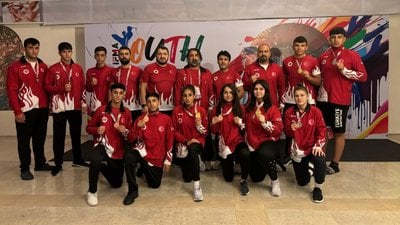 Dünya Gençler Muaythai Şampiyonası'nda 12 madalya