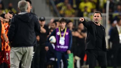 Okan Buruk'tan Jose Mourinho'ya çok konuşulan bakış! Sosyal medya bunu konuşuyor