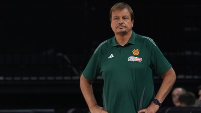 Ergin Ataman'dan Fenerbahçe'ye derbi göndermesi