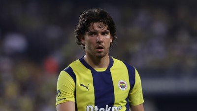 Fenerbahçe'de Ferdi Kadıoğlu'nun yeri görünüyor