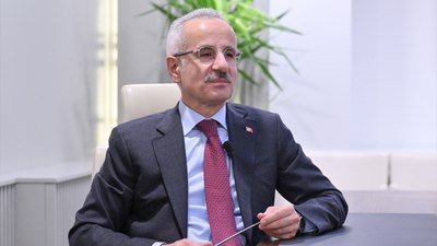 Abdulkadir Uraloğlu: Kruvaziyerde rota Türkiye