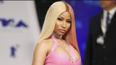 Nicki Minaj fotoğrafçısını tekmeledi