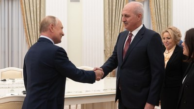 Putin, TBMM Başkanı Kurtulmuş ile görüştü