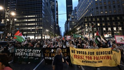 BM Genel Kurulu için New York'a giden Netanyahu protesto edildi