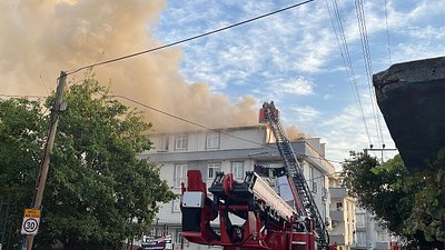 Kocaeli'de çatıda yakılan mangal yangın çıkardı