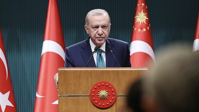 Cumhurbaşkanı Erdoğan'dan Lübnan açıklaması: 30 ton yardım gönderdik